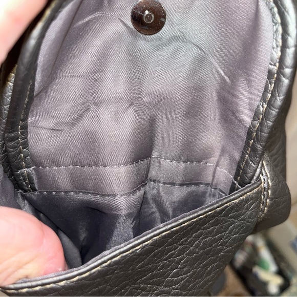 NEW GEORGE GREY SINGLE ZIPPER SIDE POCKETS BUCKLE PEWTER PEBBLE HANDBAG PURSE - Picture 4 of 8